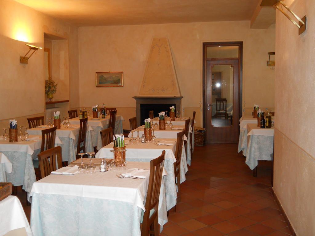 Albergo Ristorante Aquila ซุลซาโน ภายนอก รูปภาพ